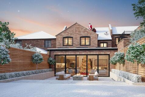 South Facing Rear Garden