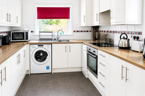 KITCHEN.png