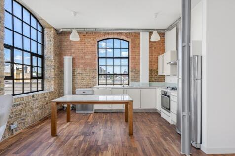 Reception/Kitchen