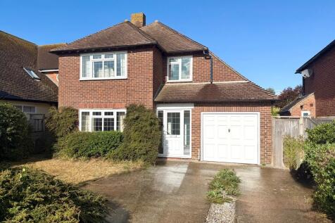 22 Cove Road Fron...