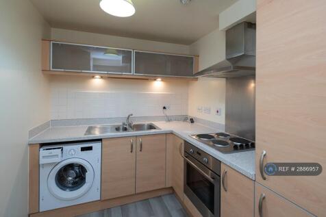 Kitchen Photo #1