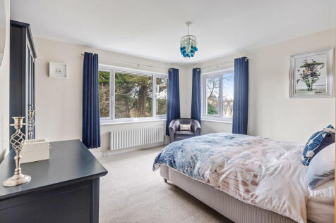 A11 - Oaklands - ...