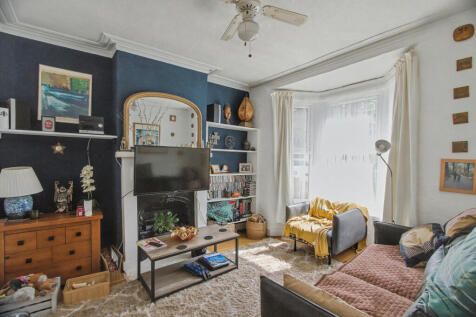 50 Shakespeare Road, Walthamstow, London E17 6AS
