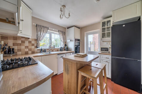 1373688-8-6902586...