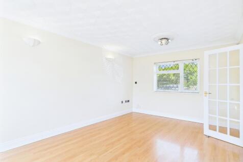 Fairmead Way, Peterborough, PE3 6AE photo 3