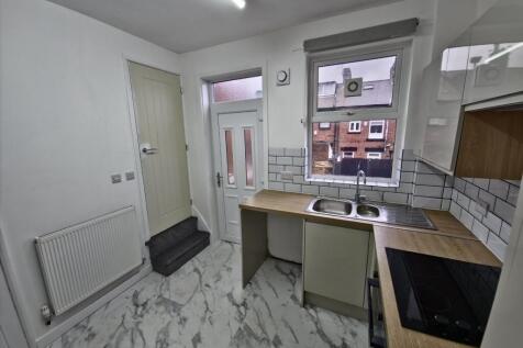 St. Barts Terrace, Barnsley photo 2