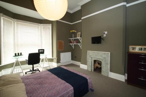 F2.7AWS Bedroom
