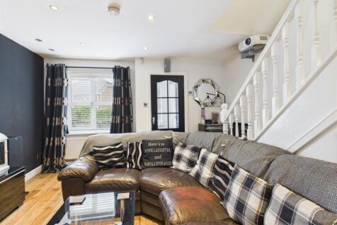 CAM03729G0-PR0057-STILL006