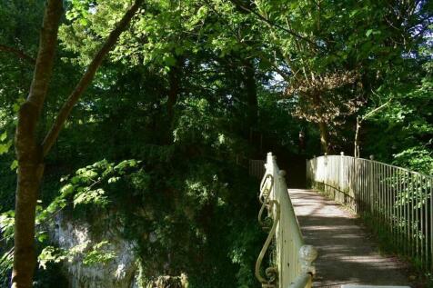 18 - Ladies walk.jpeg