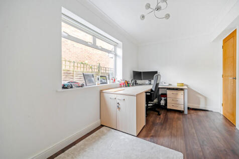 1358974-5-68e7f0e...