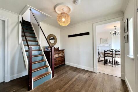 4 bed, 2 bath Detached in Liverpool - Photo 15