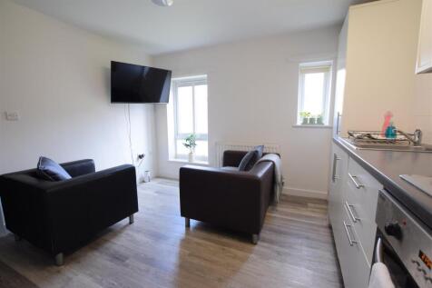 27/28 - Brayford Court - Apt 23 - Student Apartment photo 4