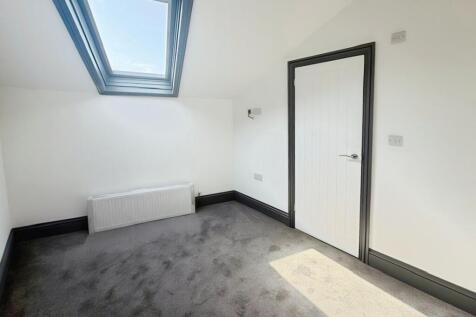 London Road, Portsmouth, Hampshire, PO2 photo 5