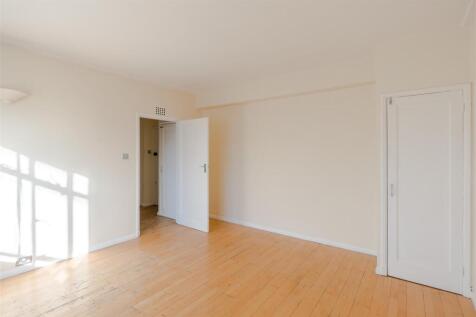 62 Paramount Court-3