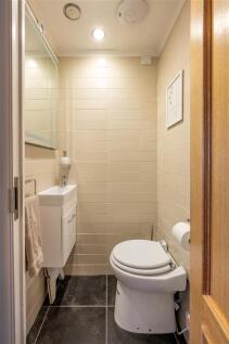 Cherrydown Avenue, E4