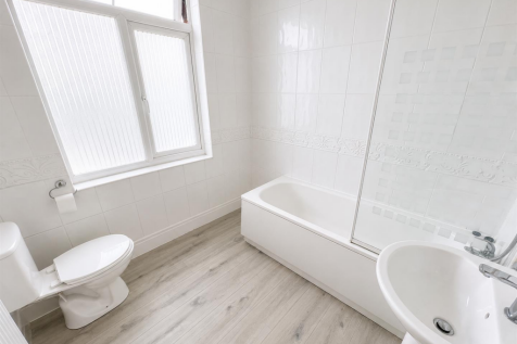 Bathroom 2.png