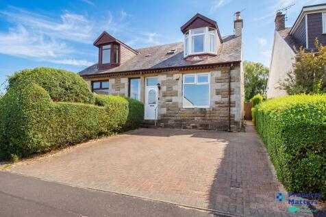 3 Bedroom Semi Detached Villa