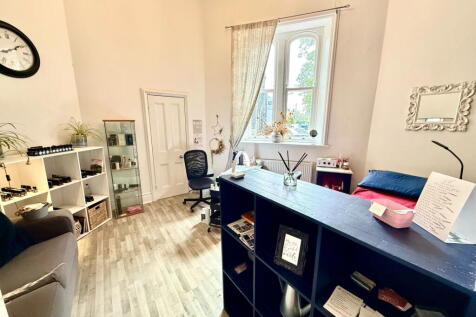 Office to rent Image 5