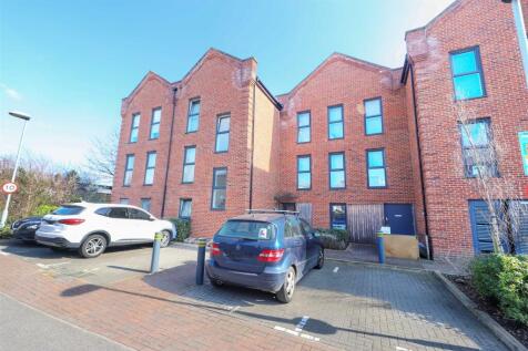 West Drayton, UB7 - property photo