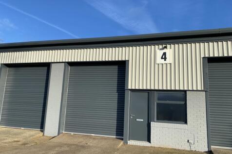 Unit 4 Albion ext pic Nov 23.JPG