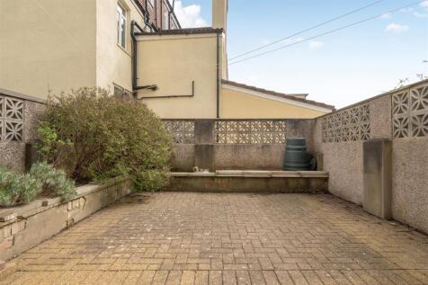 Rear Courtyard 2.jpg