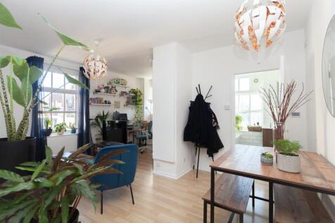 Reception Room/Dining Room