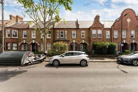 Brettenham Road, E17