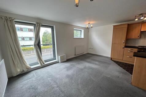 Falconwood Way, Beswick, Manchester photo 4