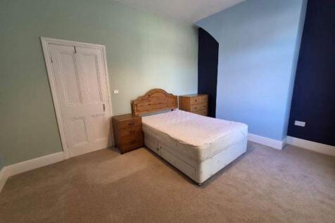 17 Lorne Road, Barrow-In-Furness photo 3