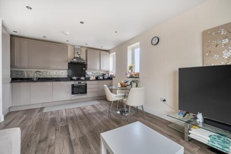 Open Plan Kitchen/Living Area