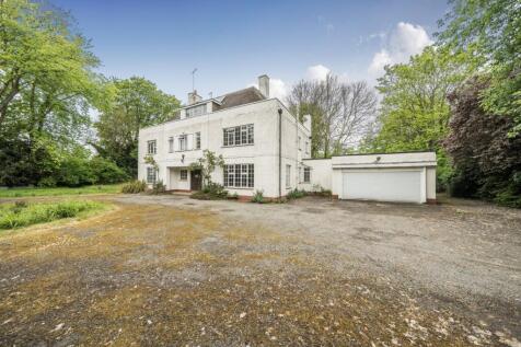Driveway &amp; Garage