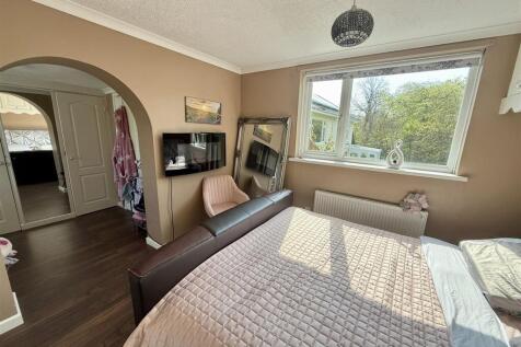 Master Bedroom Suite