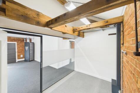 Office to rent Image 12
