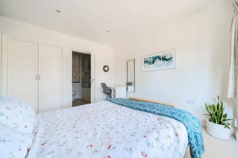 Ground Floor Bedroom Suite