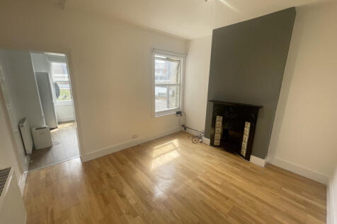 1 Bedroom Flat