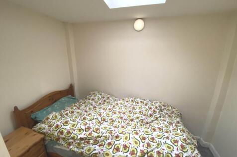 Collingwood Drive, St Albans photo 3