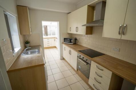 26 Ashdell Road, Broomhill photo 3