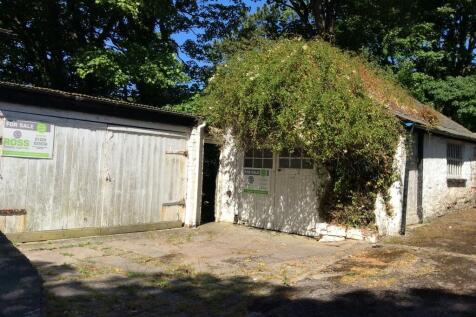 GARAGE/STORE AREA
