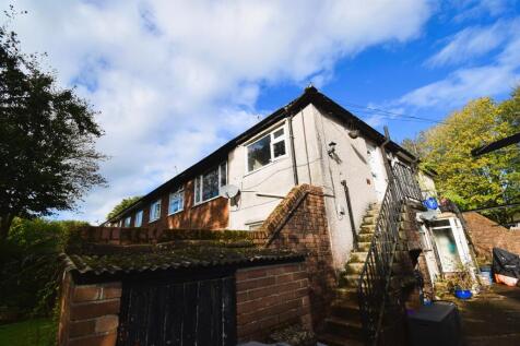 2-bed house on Fairwood Road, Cardiff, £1,145/mo
