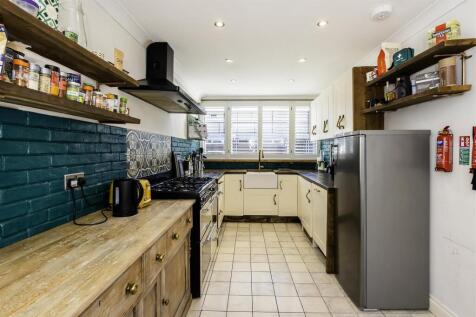 66  Conistone Way -014.jpg