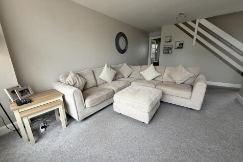 Lounge a.JPG