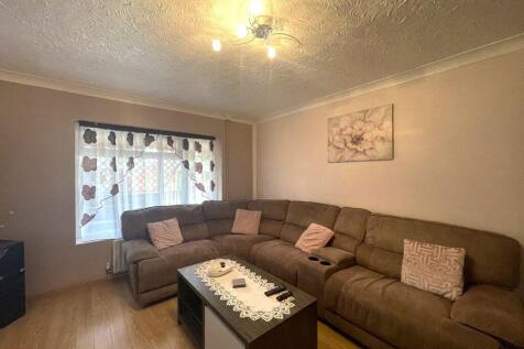 Sycamore Avenue, Peterborough photo 5