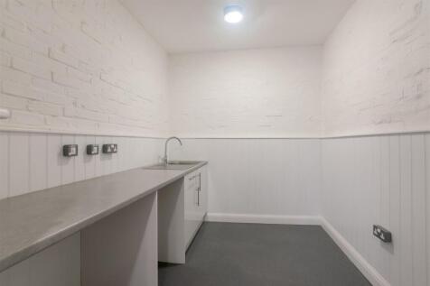 1A Henley Street-4.jpg