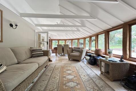Dummer, Basingstoke, RG25 photo 5