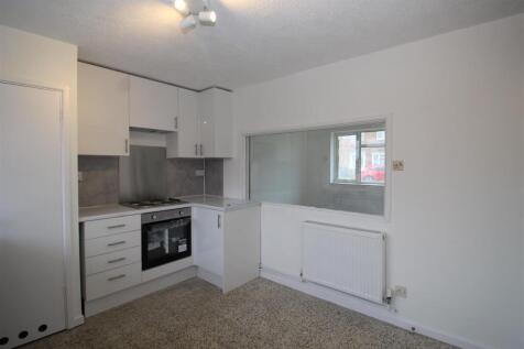 Hillary Road, Rushden photo 3
