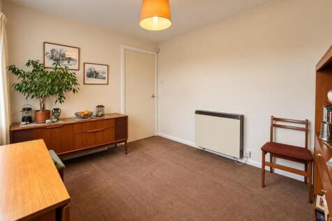 dining room 1.jpg