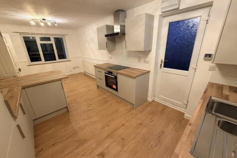 Westdean Close, St. Leonards-on-Sea photo 3
