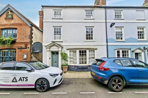Garrick House, 43 Tarrant Street, Arundel, BN18 9DJ