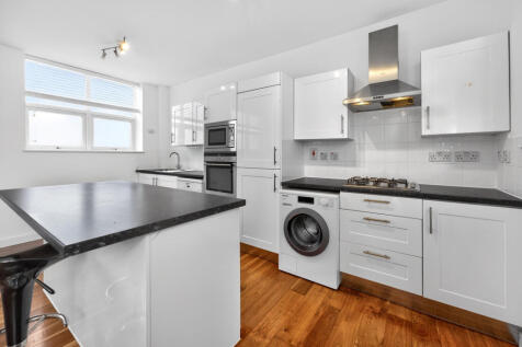 Reception/Kitchen