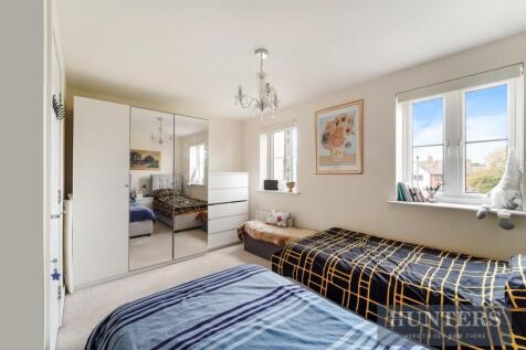 ALPINE CLOSE (12).jpg